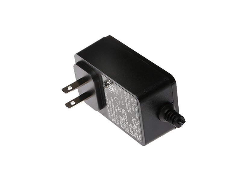 7.5w系列臥式美規(guī)ETL轉(zhuǎn)燈充電器